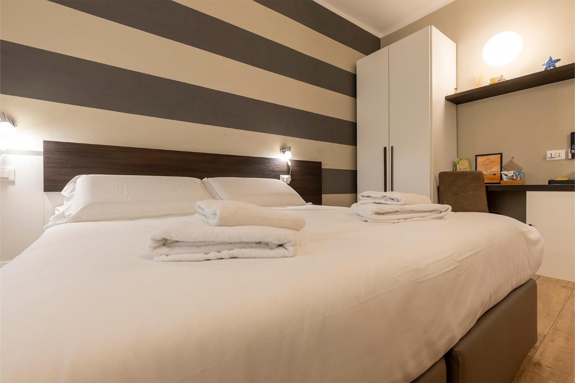 ลา ลอจจา เด บันกี Hotel ลาสเปเซีย ภายนอก รูปภาพ