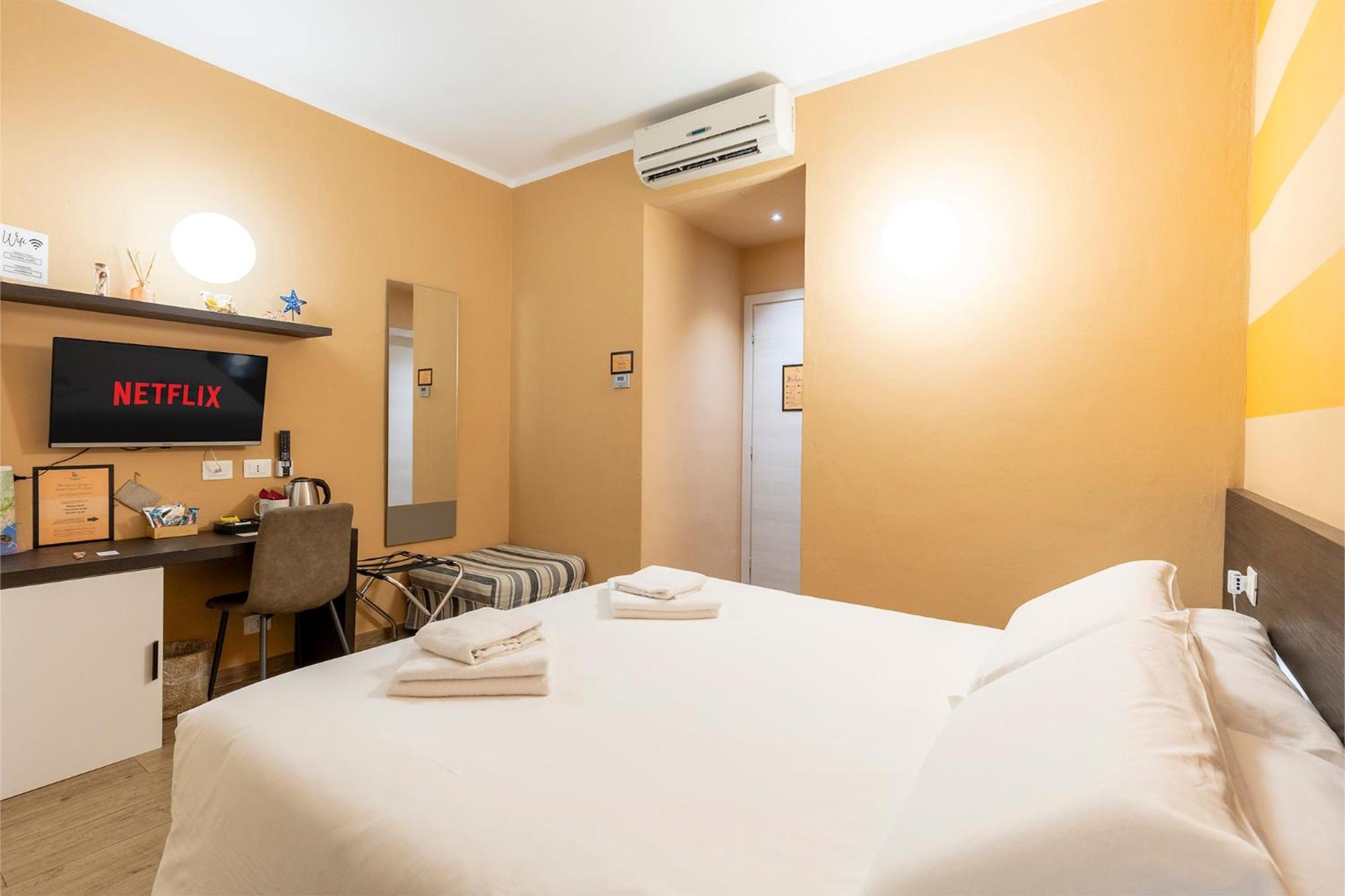 ลา ลอจจา เด บันกี Hotel ลาสเปเซีย ภายนอก รูปภาพ