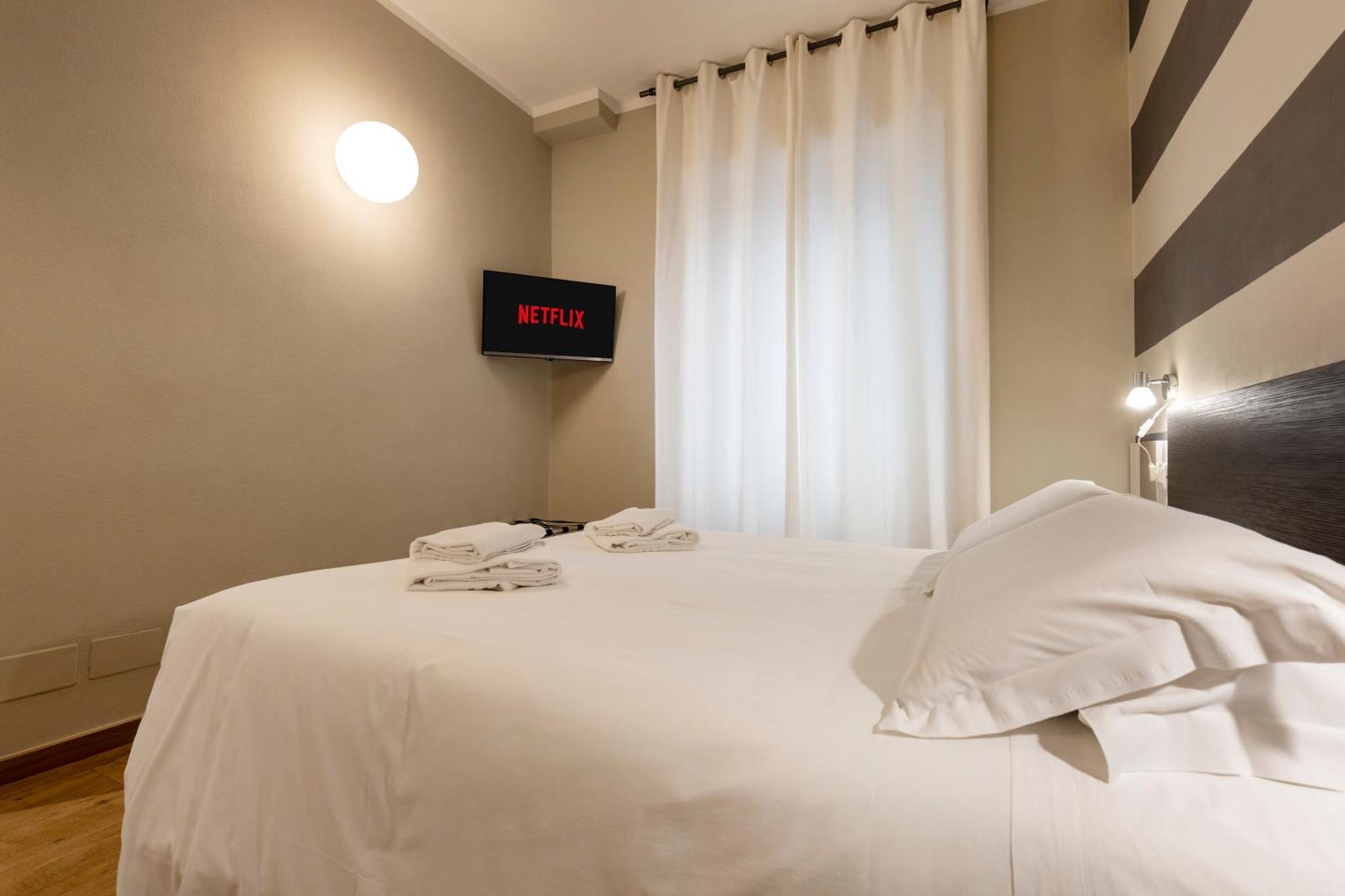 ลา ลอจจา เด บันกี Hotel ลาสเปเซีย ภายนอก รูปภาพ